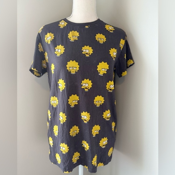 Cropp Lisa Simpson Graphic Tee Size Small